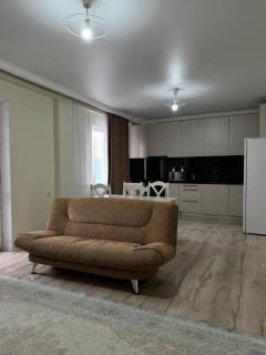Уютная двухкомнатная квартира в ЖК K7 Family мкр Нурсая - 6