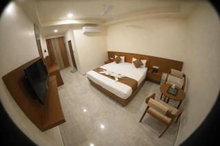 StayGuru The Canyon Inn - 7