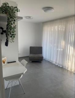 Moderne Ferienwohnung in Seenähe - 1