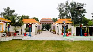 Crown pavilion resort - 5