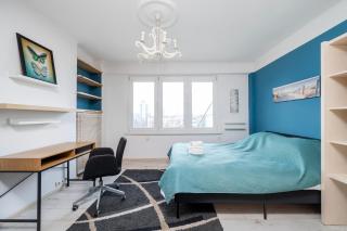 Downtown Łódź Urban Stay Apartment by BookingHost - 4