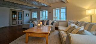 Thatched House On A Warft Near Schlüttsiel - 5