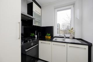 Cozy Apartment for 2 People Near the Palace of Culture and Science in Warsaw by Noclegi Renters - 8