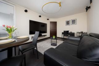 Cozy Apartment for 2 People Near the Palace of Culture and Science in Warsaw by Noclegi Renters - 7