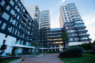 Neon Terrace in 12th Floor CFC Casablanca - 2