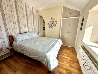 3 Bed in Aberdovey DY024 - 2