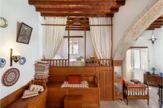 Traditional Dream House - 4