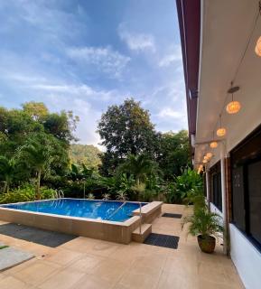 Spacious villa with pool, billiard, bbq & bonfire - 1