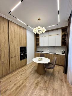 2-room modern apartment in the center, designer design - 5