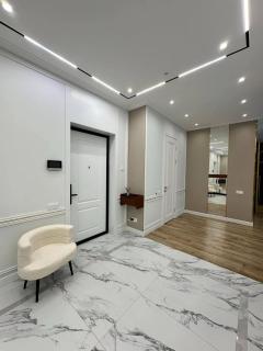 2-room modern apartment in the center, designer design - 1