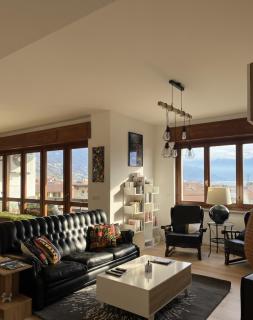 Lake Como View Radiance - 9