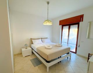 A CASA DI LUCIO APARTMENT - Bright & spacious apartment, seaside residential area near the Nettuno city centre, close to Sea, Train&Bus Station - 2