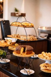 Hotel Golden Hills - 4