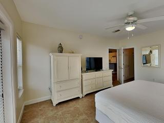 Pavilion Palms #105B - 5