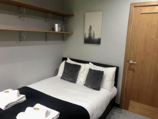 Bassett Home - Double room and Free Parking - 0