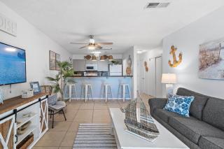 Tradewinds Condominium #28- At the Beach! - 4