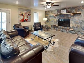 Eagle Creek Retreat - 2