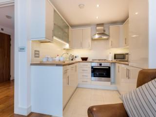 Curlew - In the Heart of Poole Town, Moments from Poole Quay - 6