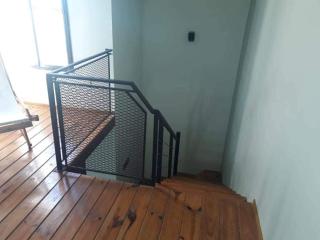 Casa dos plantas 6 camas c grande jardin - 1