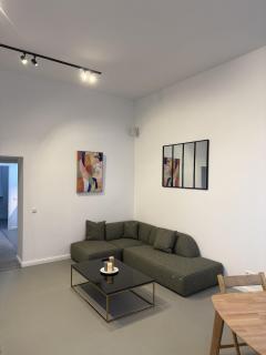 2 BR, central, calm and modern Berlin getaway - 7