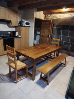 Maison charmante à Alleuze – 90 m² avec terrasse - 6