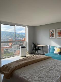 La Frontera Nice Views Loft with AC, El Poblado - 2