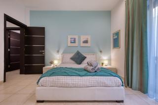 Garden Maisonette in Private Complex with outdoor dining area - 9