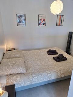 Jeny 4 - calme - wifi - stationnement gratuit - 7