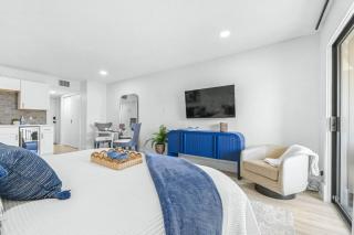 Golf Coast Bleu Studio - 3