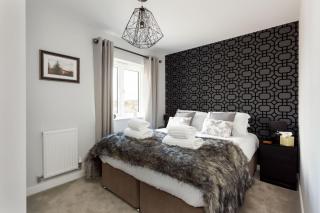 Heath Reach - Just a short distance to Tower Park - 3