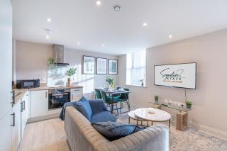 Luxury-Style 2BR - Heart of Leeds Centre - Sleeps 5 - 1