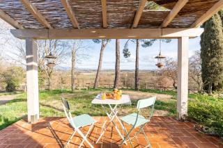 Elegant Villa with Pool Garden & Refined Comfort - 3