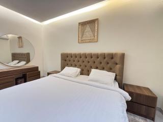 Spacious 3BR Stay in Quiet Location - Al Moensiyah - 3