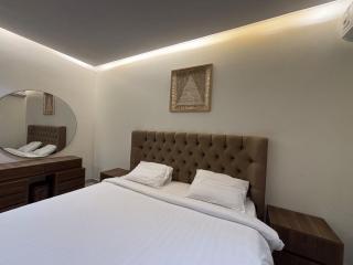 Spacious 3BR Stay in Quiet Location - Al Moensiyah - 1