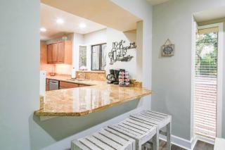 Calm Villa Sea Pines - 1