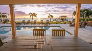 Villa Savona - A Luxurious Waterfront Wellness Retreat - 0