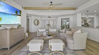 Villa Savona - A Luxurious Waterfront Wellness Retreat - 1