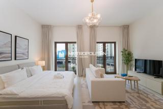 MCRE Luxury Studio, Yas Mall, Ferrari World, WB World - 8