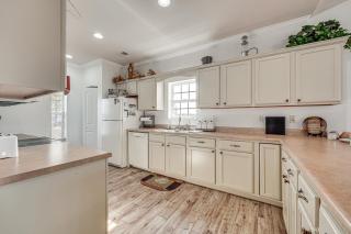 Fairway Views! Thousand Hills Golf Retreat - 1