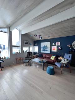 Comfy, modern place with view - 6