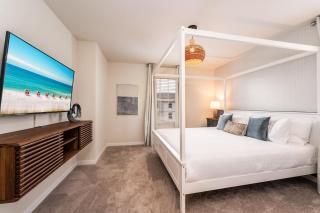 Captivating New 7BR Home by Disney w Games Pool - 6