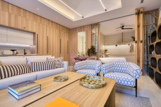 Snob Suite - 2