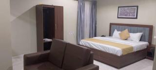 Imperial Heights Hotel and Apartments - 4