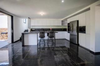 Villa with heated pool - 5