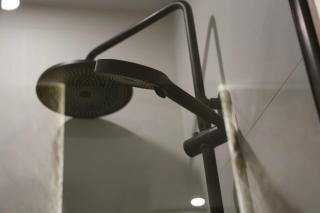 Крута студія в самому центрі Черкас з панорамним видом на Дніпро, дуже стильна! - 5