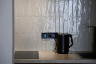 Крута студія в самому центрі Черкас з панорамним видом на Дніпро, дуже стильна! - 3