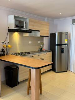 El Laguito, Edificio El Conquistador - 4