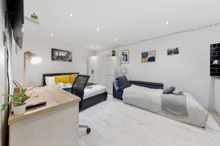 Studio Flat in Stepney-Limehouse - Central London - 8