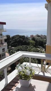 Soleado Apt con balcón y vistas al mar Playa 15 min caminando - 0