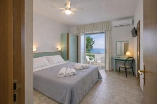 Hotel Dei Cesari - Fronte Mare - Breakfast XXL fino alle 12 - 2